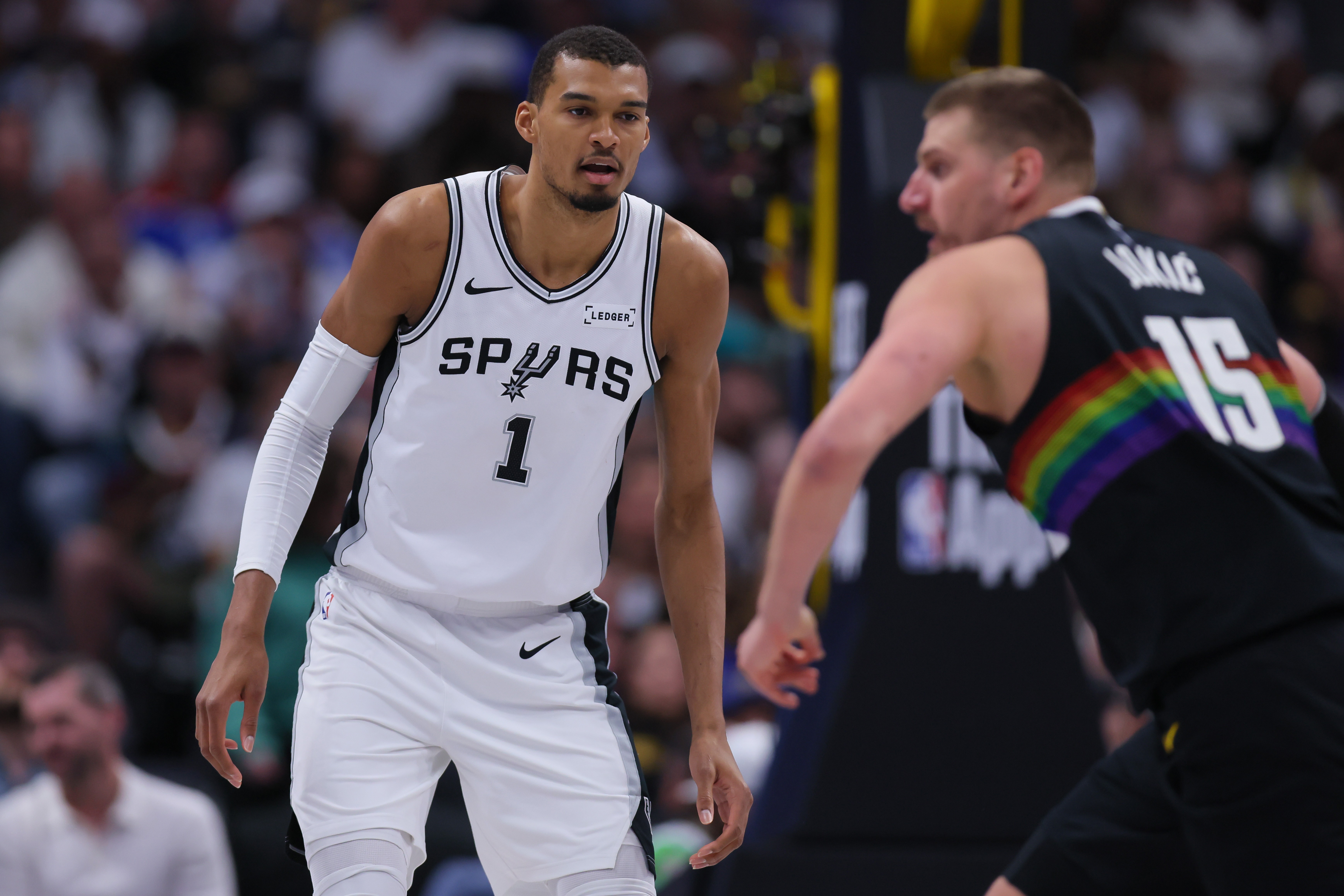 NBA最新战力榜：雷霆保持头名，马刺第二，掘金升至第五