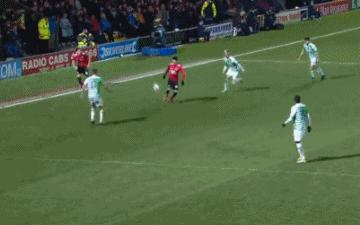 德甲比赛前瞻：云达不莱梅vs科隆预测分析(2025年11月29日)