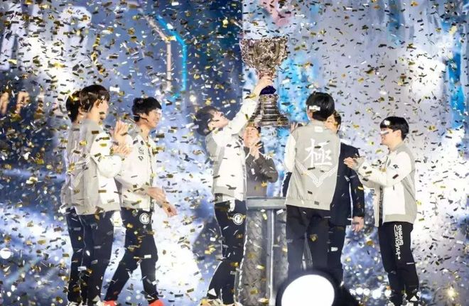 墨尔本城vs布里斯班赛事前瞻布里斯班近10场2胜3平5负